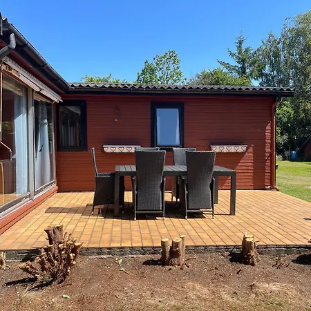 Holiday home Charming In Peaceful Area