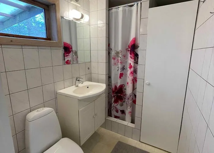 Charming In Peaceful Area Prázdninový dům Oro